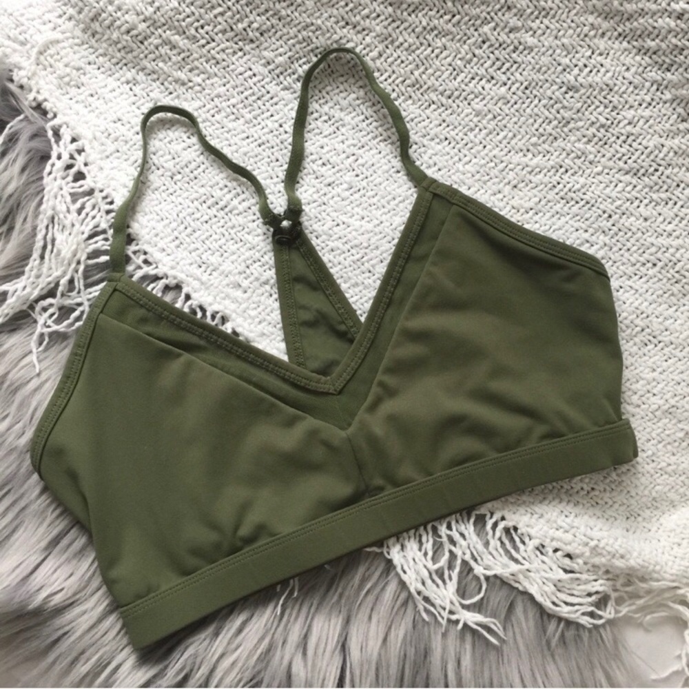 Fabletics Green Moss "Rochelle" Sports Bra Small